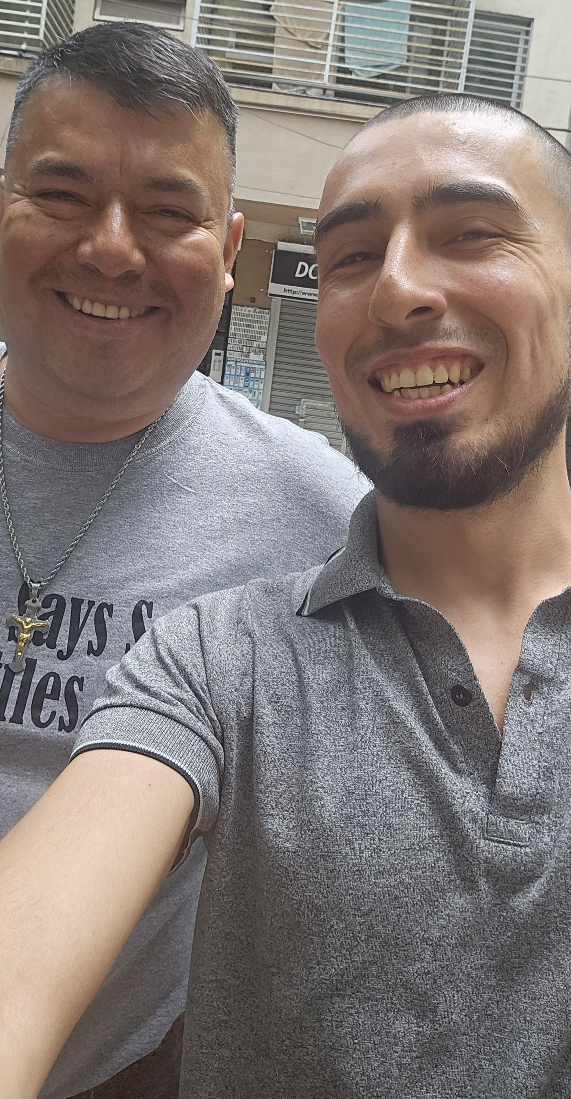 Abel recibe la Mercadería